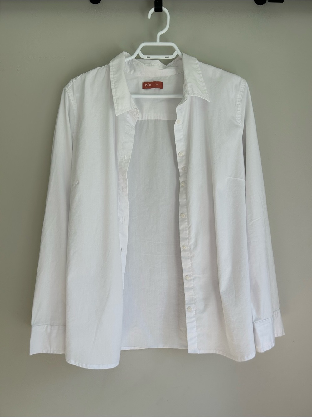 White Cotton Blend Stretchy Button Down Long Sleeve Shirt